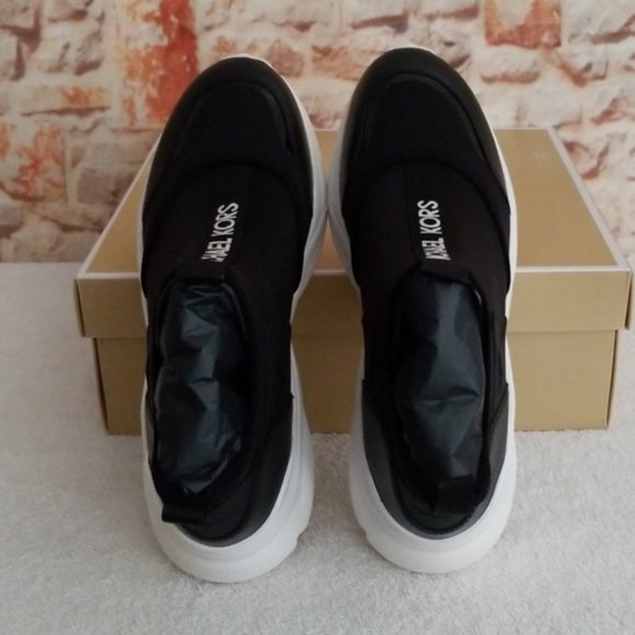 New Michael Kors Willow Slip-On Sneakers - Picture 6 of 7